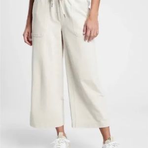 Athleta 4 Farallon Wide Leg Crop Tie Waist 24" Inseam 14665 Oatmeal Heather EUC